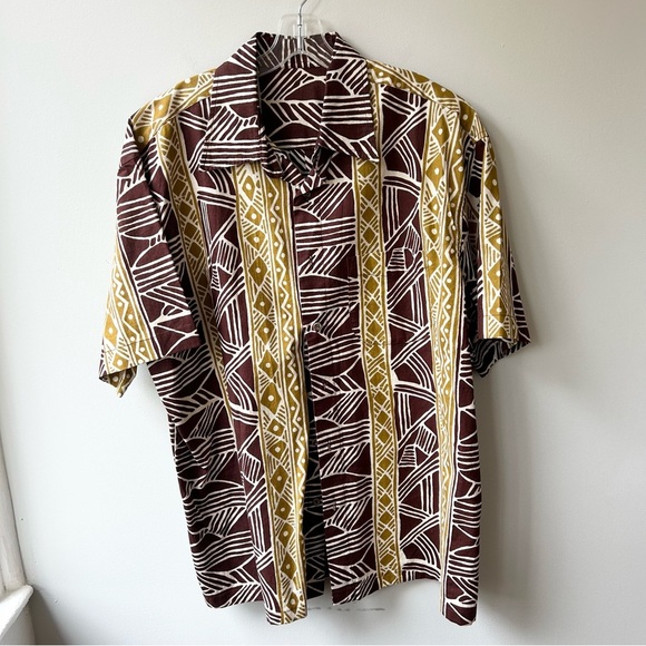Handmade African men’s button down batik shirt - Picture 1 of 6